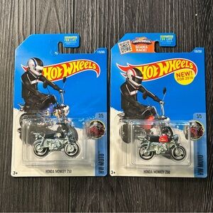 Hot Wheels Honda Monkey Z50 Motorcycles Set of 2 New in Package